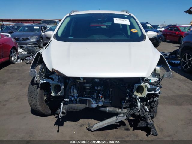 1FMCU0J91HUB89806 Ford Escape Titanium