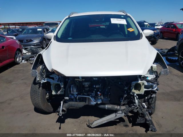 1FMCU0J91HUB89806 Ford Escape Titanium