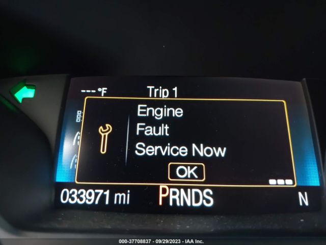1FMCU0J91HUB89806 Ford Escape Titanium