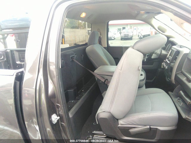 3C6JR6AT7HG668429 RAM 1500 Express