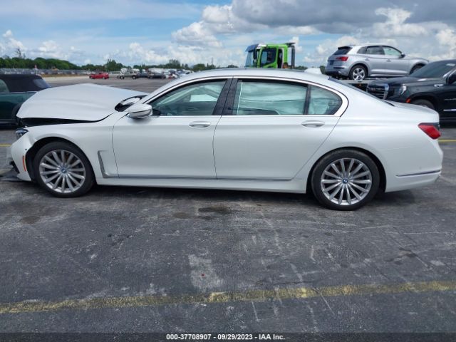 WBA7T2C08NCH73379 BMW 7 Series 740i