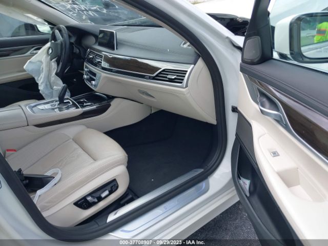 WBA7T2C08NCH73379 BMW 7 Series 740i