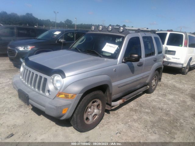 2005 JEEP LIBERTY 1J4GL48K25W696541 Photo 1