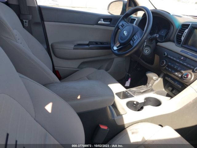 KNDPMCAC5H7194220 KIA Sportage Lx