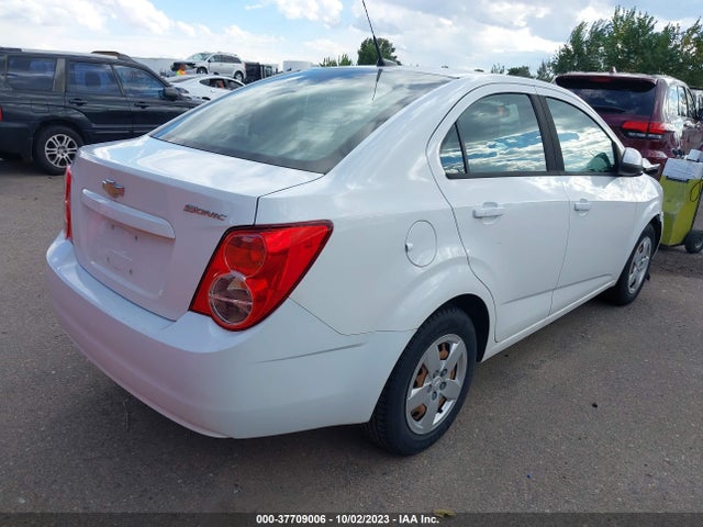 Chevrolet Sonic Ls Auto 2014 1G1JA5SHXE4162759 Image 4