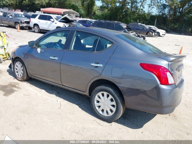 3N1CN7AP2GL827906 Nissan VERSA SV
