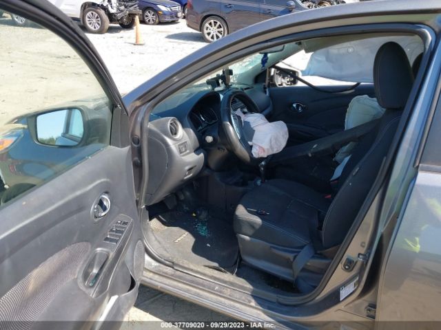 3N1CN7AP2GL827906 Nissan VERSA SV
