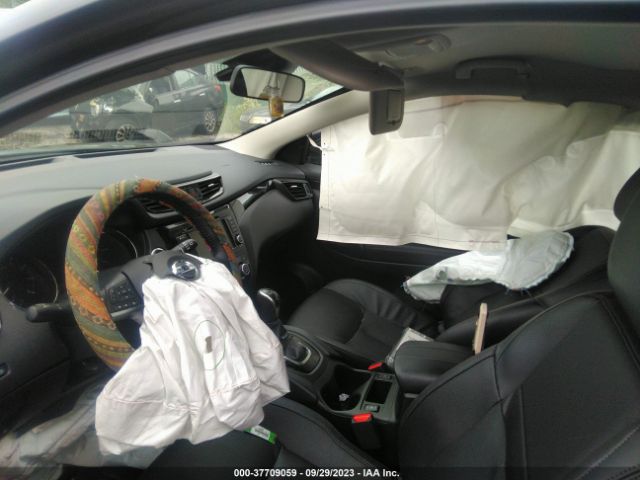 JN1BJ1CW1MW449222 Nissan Rogue Sport Sl