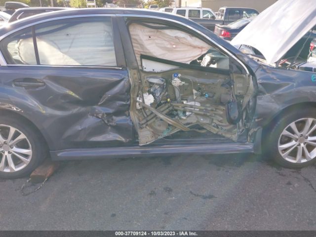 4S3BMBC66E3027363 Subaru Legacy 2.5i Premium