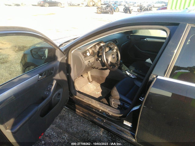 3VWD17AJ8FM337646 Volkswagen Jetta Sedan 1.8t Se