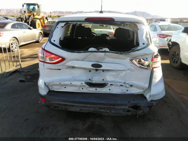 1FMCU0F7XEUE13660 Ford ESCAPE S