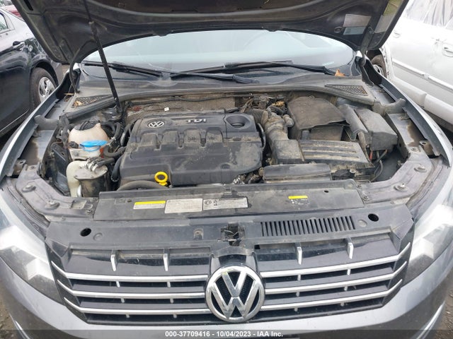 1VWBV7A39FC093231 Volkswagen Passat 2.0l Tdi Se W/sunroof