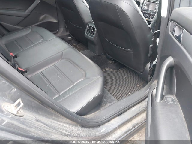 1VWBV7A39FC093231 Volkswagen Passat 2.0l Tdi Se W/sunroof