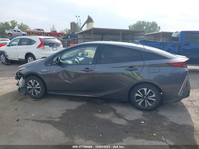 Toyota Prius Prime Premium 2017 JTDKARFPXH3021219 Image 15