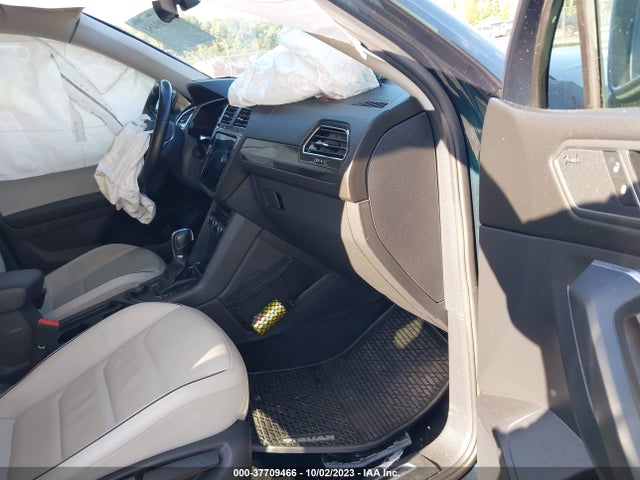 3VV4B7AX7KM014964 Volkswagen Tiguan Sel Premium
