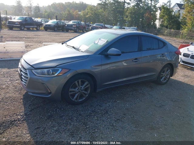 Hyundai Elantra Value Edition 2018 5NPD84LFXJH360690 Image 2