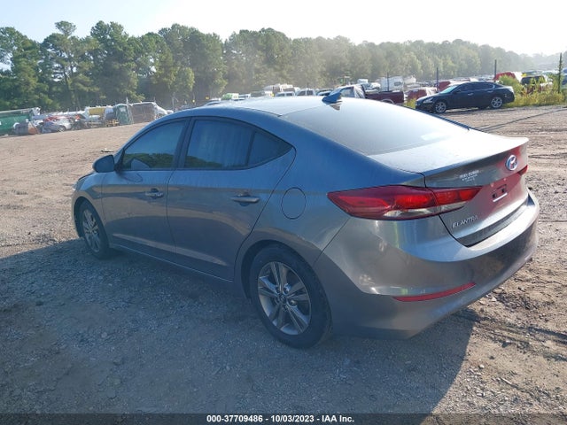 Hyundai Elantra Value Edition 2018 5NPD84LFXJH360690 Image 3