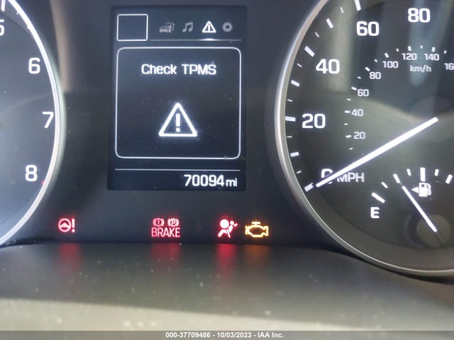 Hyundai Elantra Value Edition 2018 5NPD84LFXJH360690 Image 7