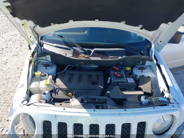 Jeep Patriot Latitude 2015 1C4NJPFB4FD329581 Image 10
