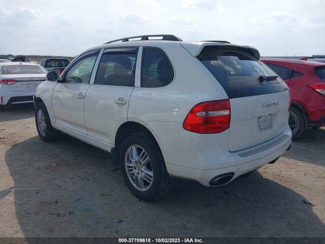 2009 PORSCHE CAYENNE WP1AB29P09LA45010 Photo 2