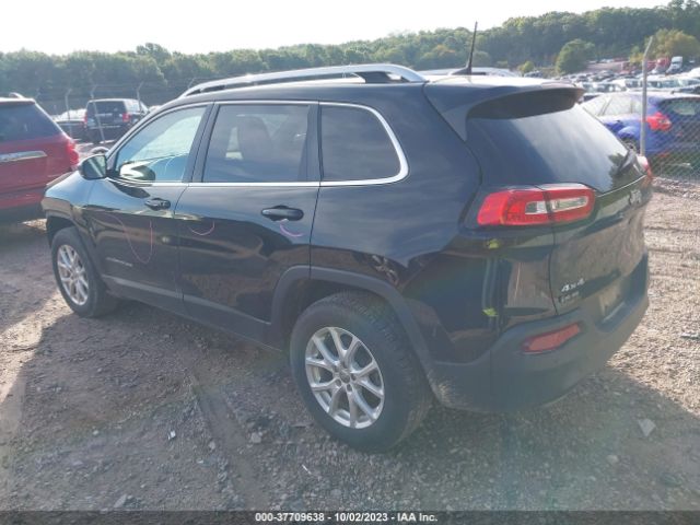 1C4PJMCSXHW532185 Jeep Cherokee Latitude