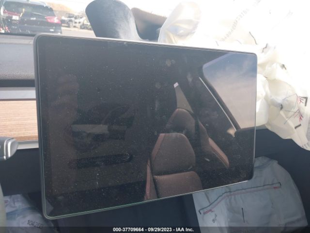 7SAYGAEE3PF868100 Tesla Model Y Long Range