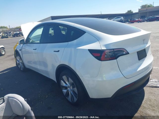 7SAYGAEE3PF868100 Tesla Model Y Long Range