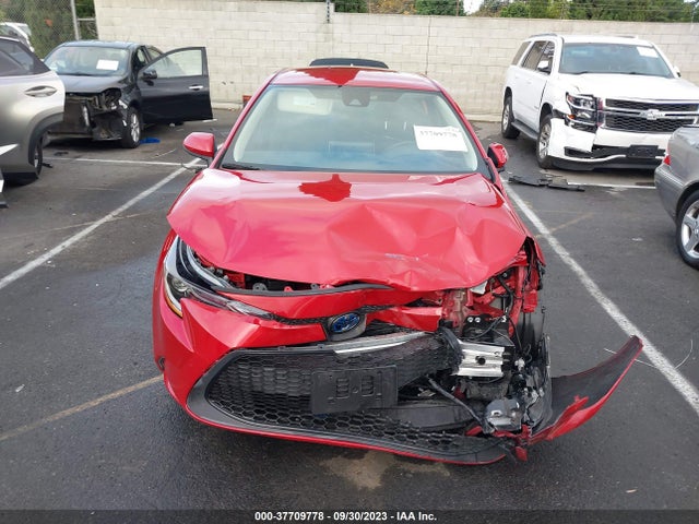 Toyota Corolla Hybrid Le 2021 JTDEAMDE4MJ009221 Image 12