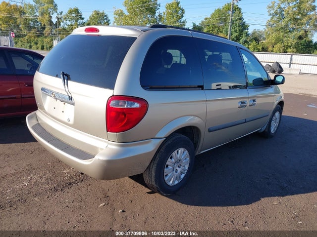 2006 CHRYSLER TOWN & COUNTRY SWB VIN: 1A4GP45RX6B745337