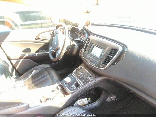 1C3CCCEG3FN542771 Chrysler 200 C