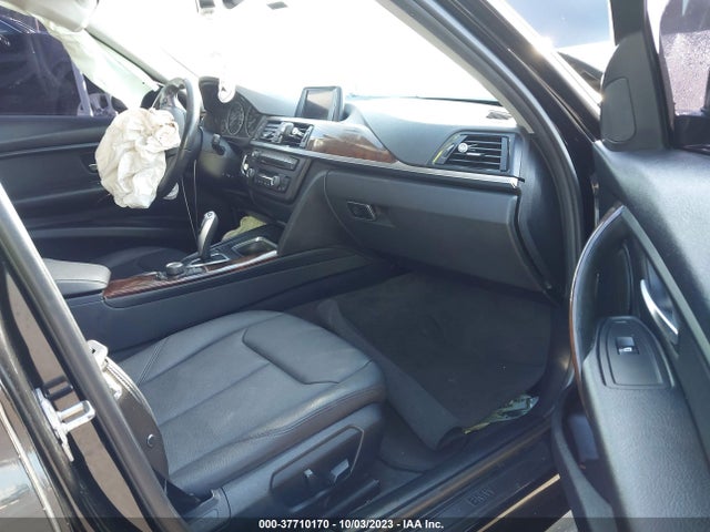 BMW 3 Series 328i 2015 WBA3A5C59FF606978 Image 5