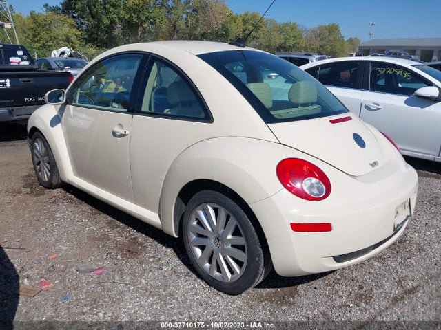 2008 VOLKSWAGEN NEW BEETLE COUPE S/SE VIN: 3VWRG31C88M504900