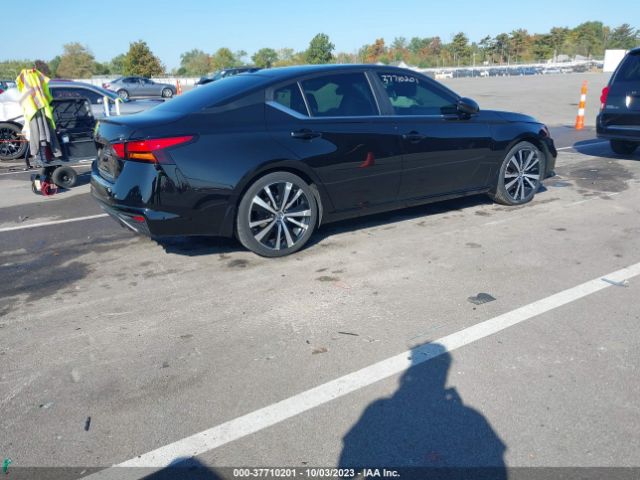 1N4BL4CV6KC158820 Nissan Altima 2.5 Sr