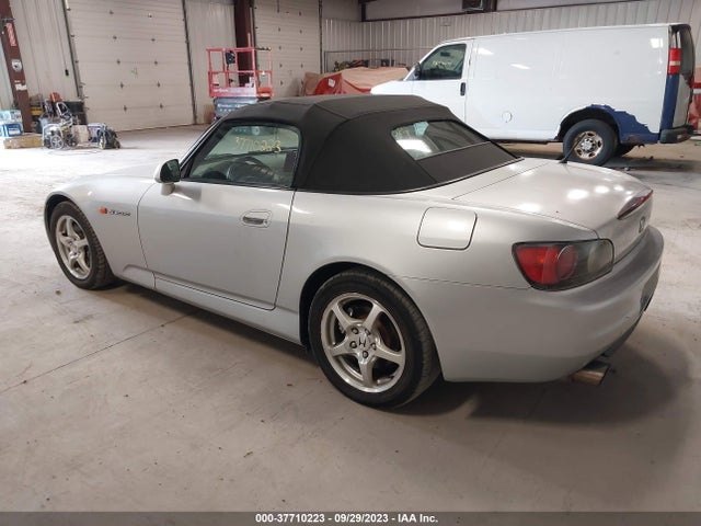 2002 HONDA S2000 JHMAP11452T009056 Photo 2