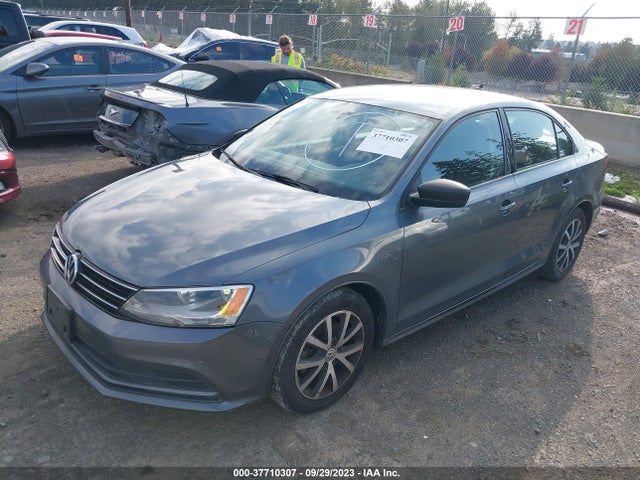 3VWD67AJ2GM381841 Volkswagen Jetta Sedan 1.4t Se