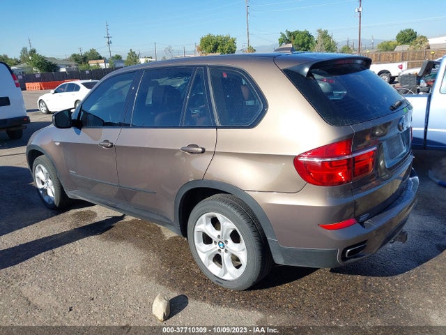 2011 BMW X5 50I VIN: 5UXZV8C54BL421640
