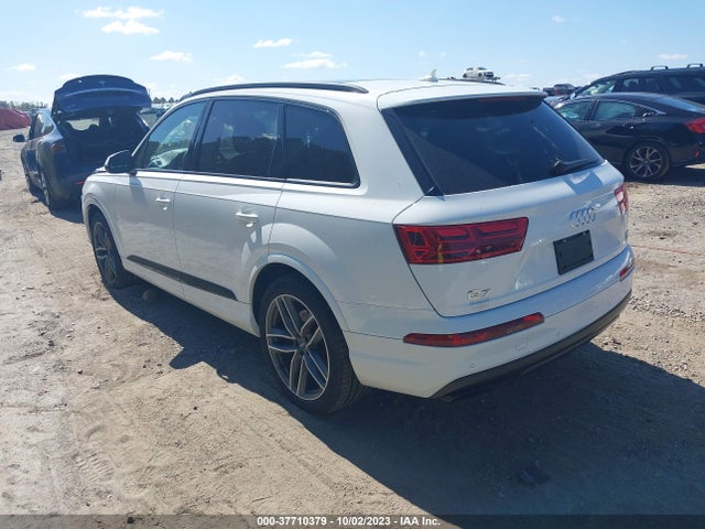 Audi Q7 3.0t Premium 2018 WA1VAAF78JD033667 Image 3