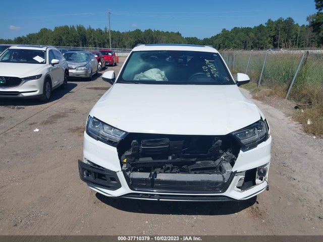 Audi Q7 3.0t Premium 2018 WA1VAAF78JD033667 Image 6
