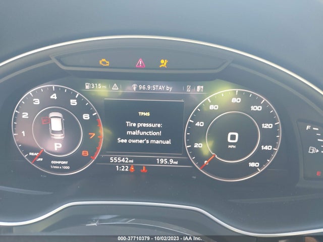 Audi Q7 3.0t Premium 2018 WA1VAAF78JD033667 Image 7