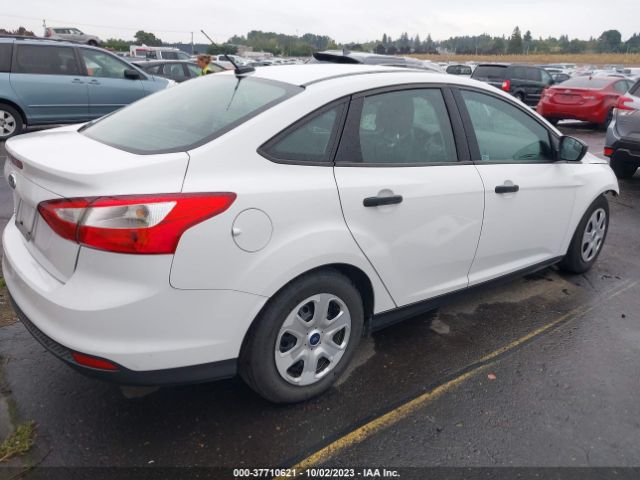 1FADP3E29EL312239 Ford FOCUS S