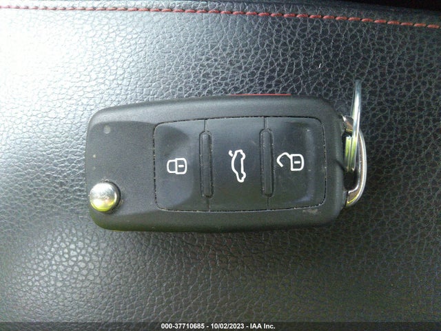 3VW4S7AJ6GM277753 Volkswagen Jetta Sedan 2.0t Gli Se