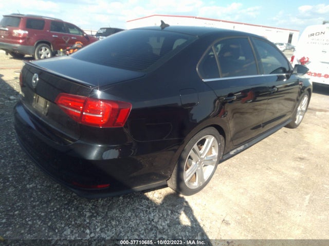 3VW4S7AJ6GM277753 Volkswagen Jetta Sedan 2.0t Gli Se