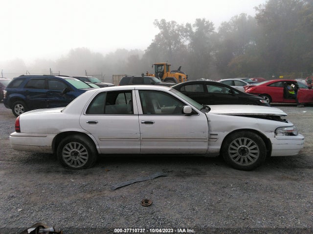 2009 MERCURY GRAND MARQUIS LS VIN: 2MEHM75V39X628992