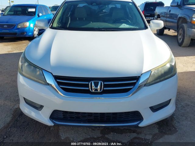 1HGCR3F88FA012130 Honda Accord Sedan Ex-l