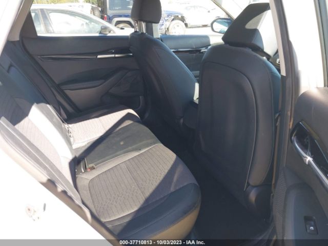 KNDEU2AA8M7056696 KIA SELTOS S