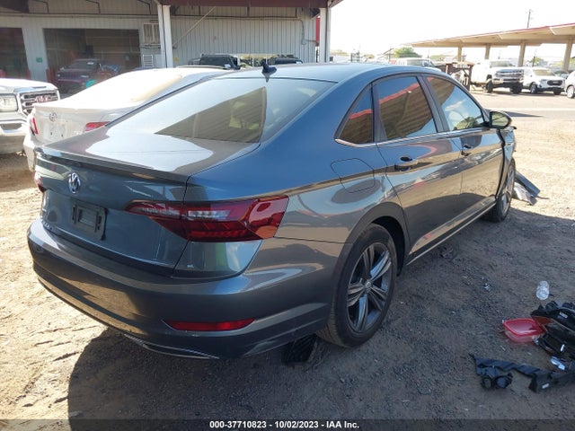 3VWN57BU9MM054705 Volkswagen Jetta S/r-line