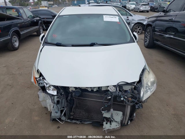 Toyota Prius Four 2015 JTDKN3DU5F1881290 Image 12