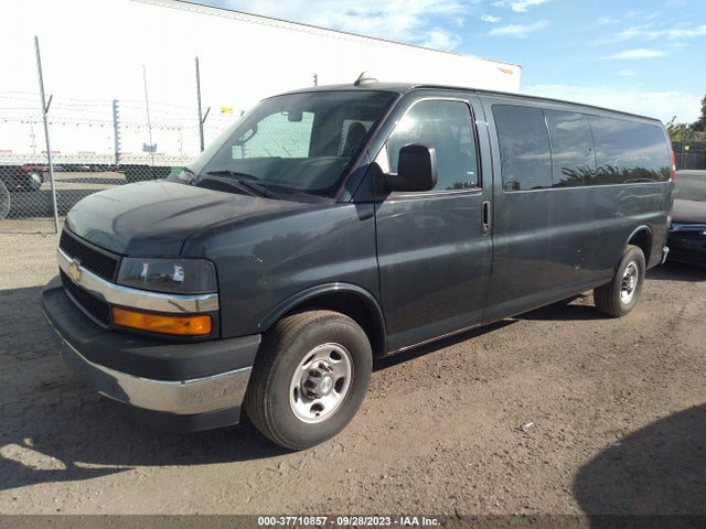 Chevrolet Express Passenger Lt 2018 1GAZGPFG0J1259916 Image 2