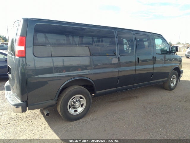 Chevrolet Express Passenger Lt 2018 1GAZGPFG0J1259916 Image 4