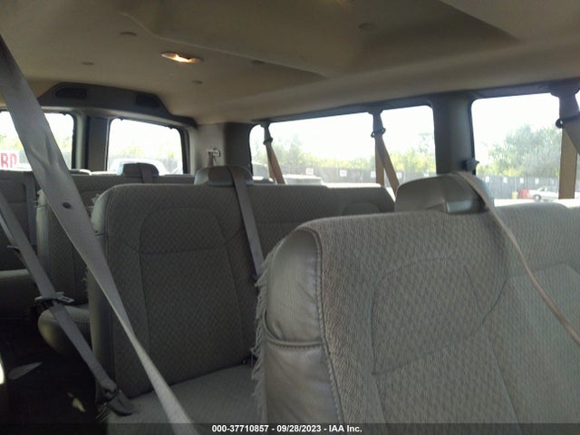 Chevrolet Express Passenger Lt 2018 1GAZGPFG0J1259916 Image 8
